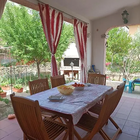 Oppy Holiday home Tanaunella